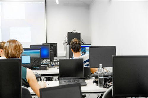 仟佰教育 以基礎(chǔ)軟件開發(fā)為核心，打造智慧教育加盟新優(yōu)勢